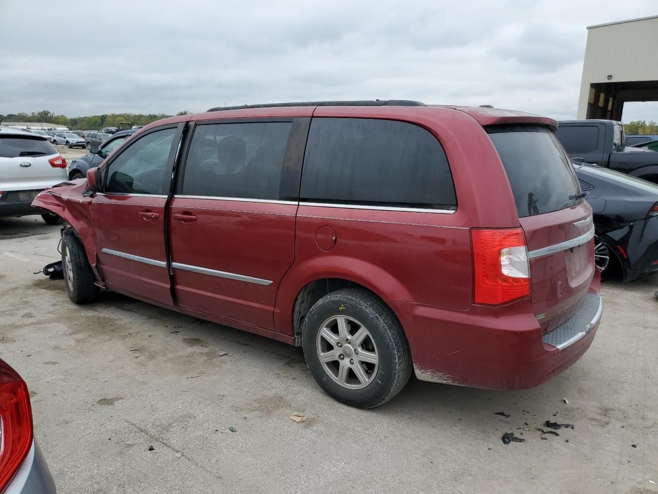 2012 Chrysler Town & Country Touring