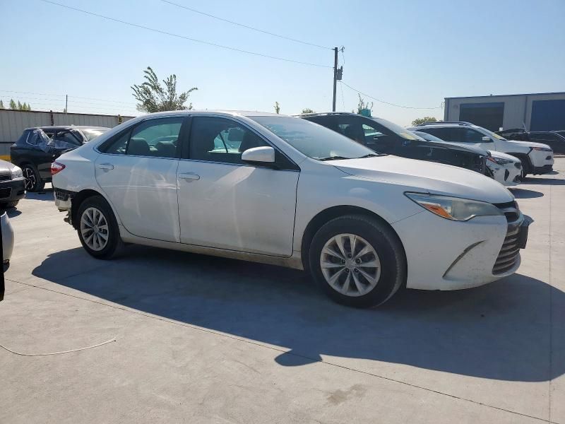 2016 Toyota Camry LE