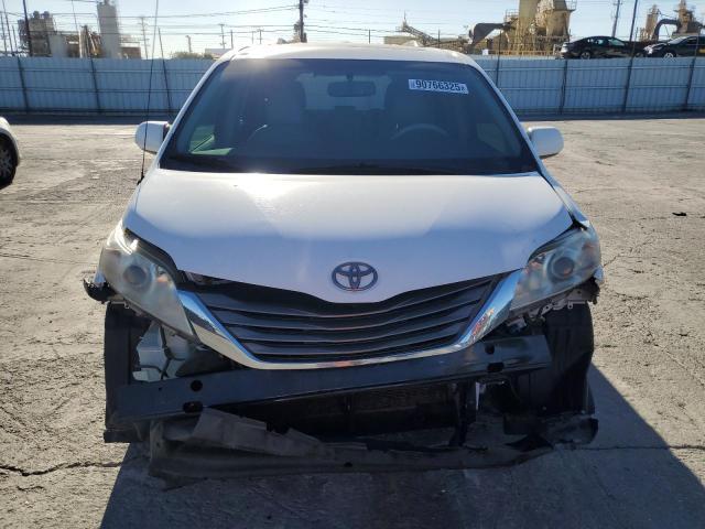 2014 Toyota Sienna xle