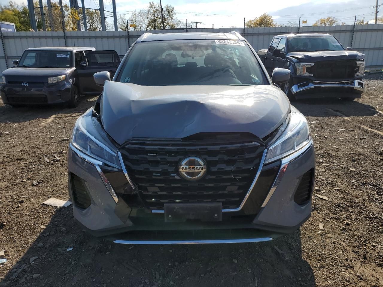 2021 Nissan Kicks sv