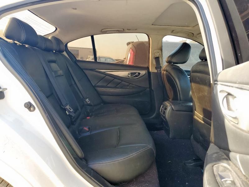2016 Infiniti Q50 Base