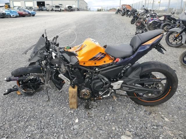 2025 Kawasaki Ex650 p