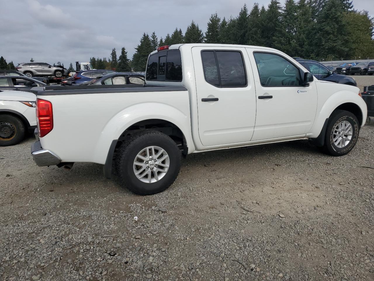 2016 Nissan Frontier s