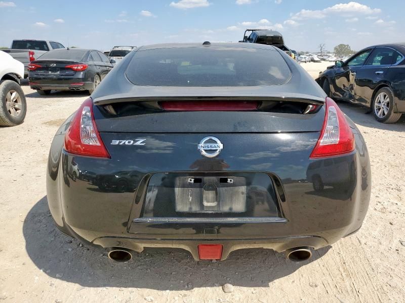 2017 Nissan 370Z Base