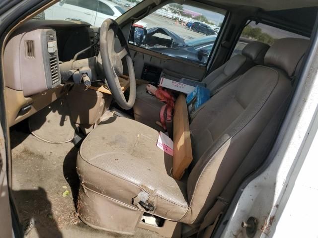 1993 GMC Safari XT