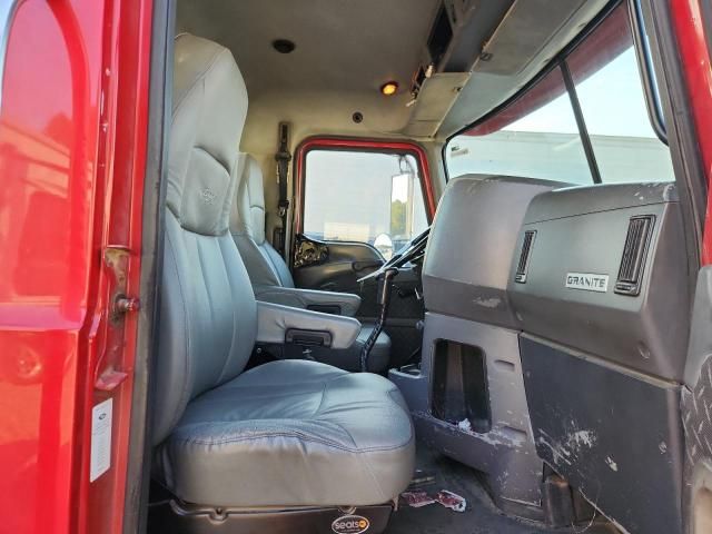2009 Mack GU700 Semi Truck