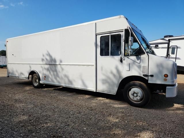 2008 Freightliner MT45 Delivery Truck