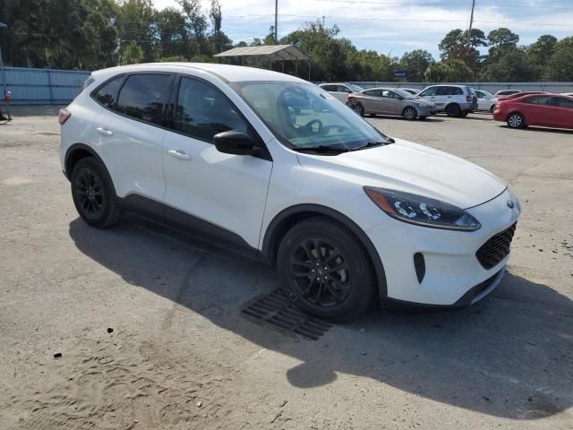 2020 Ford Escape se Sport