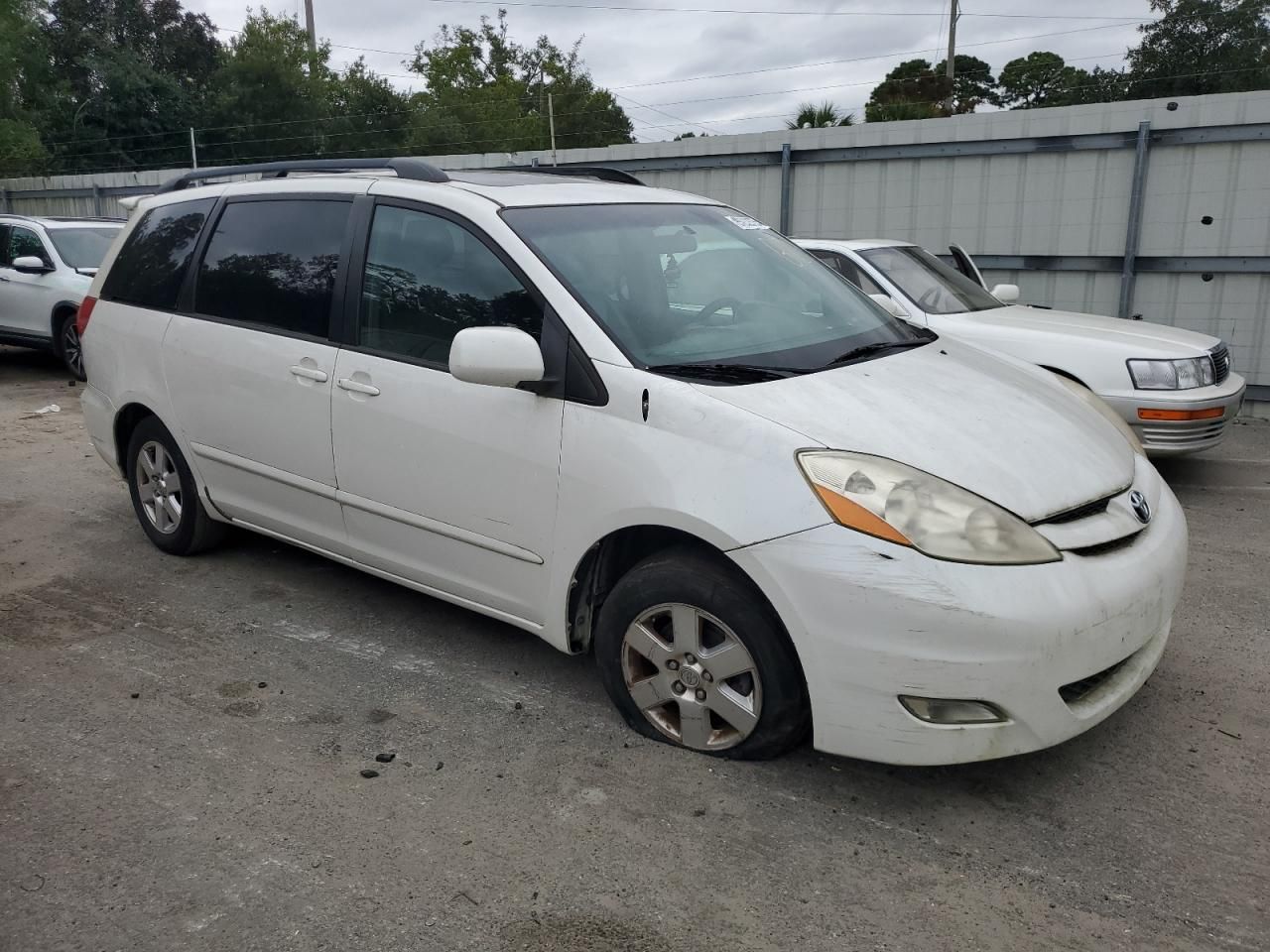 2010 Toyota Sienna xle