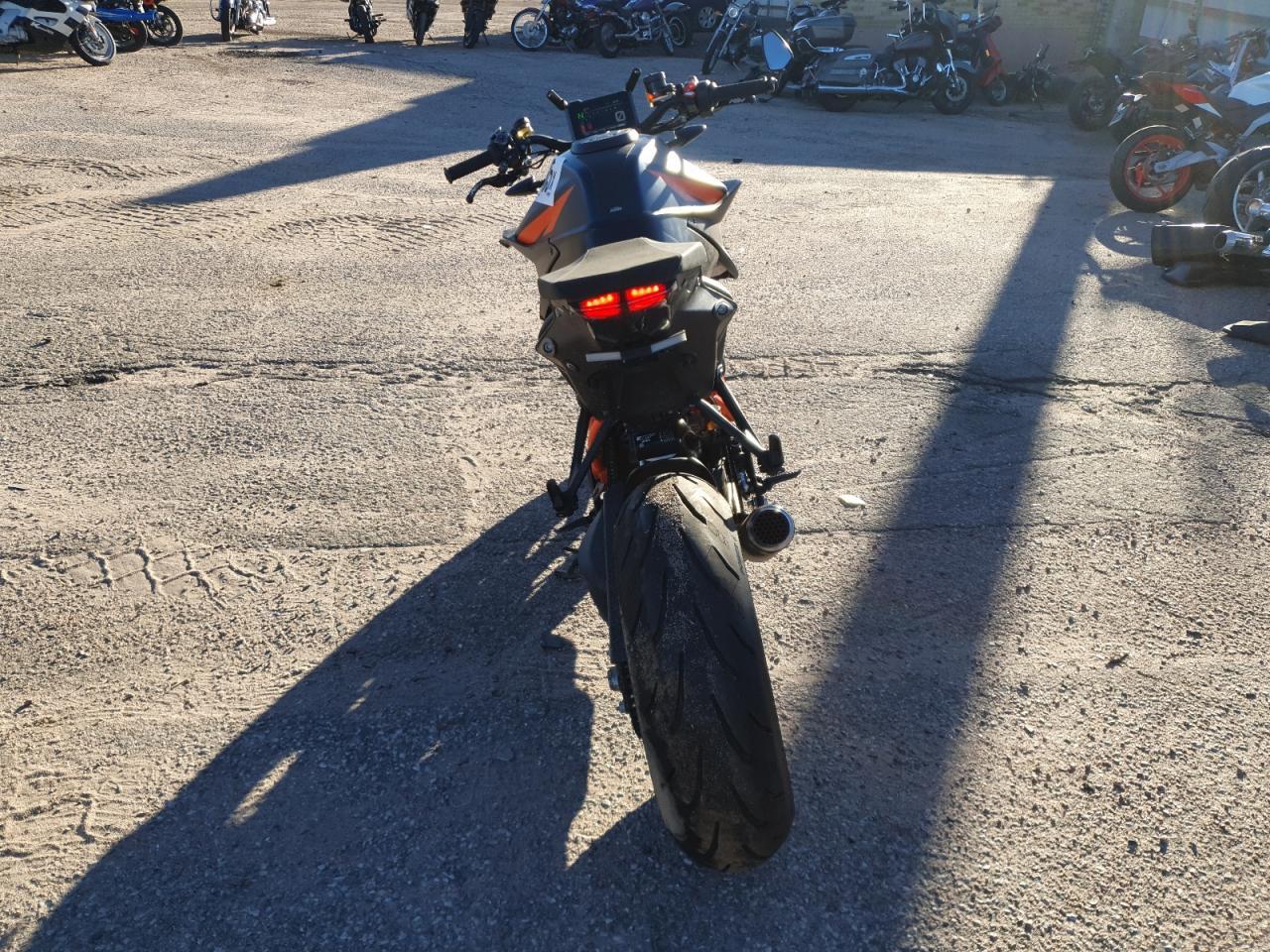 2021 KTM 1290 Super Duke R