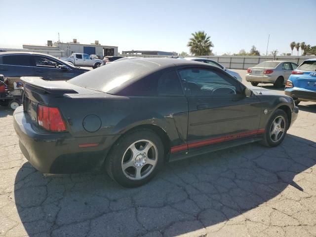 2004 Ford Mustang