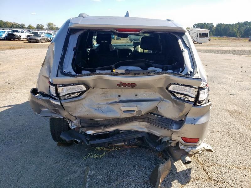 2018 Jeep Grand Cherokee Trailhawk