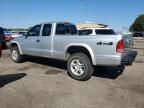 2003 Dodge Dakota SXT