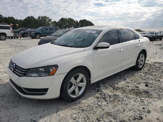 2013 Volkswagen Passat SE