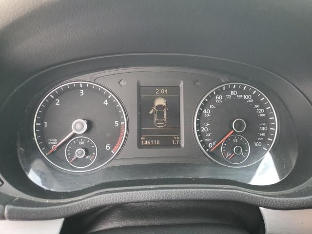 2013 Volkswagen Passat SE