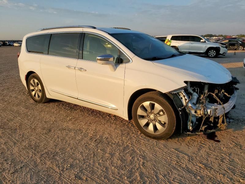 2018 Chrysler Pacifica Hybrid Limited