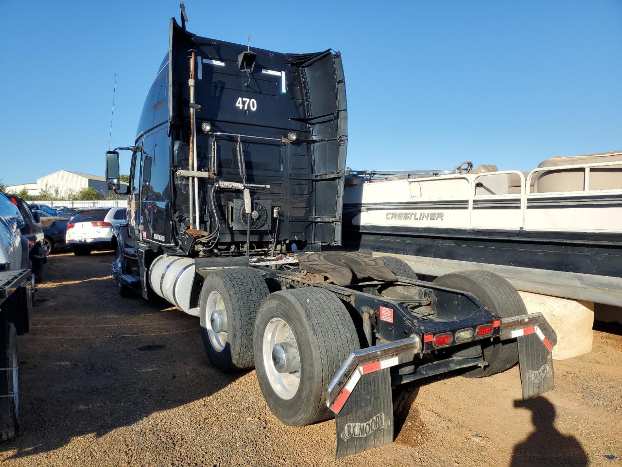 2016 Volvo VNL Semi Truck