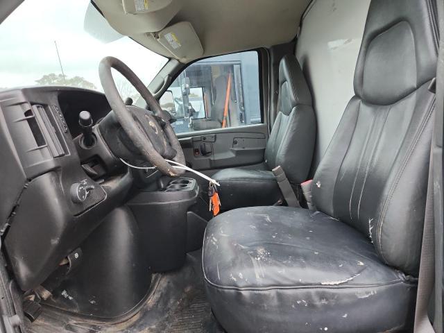 2009 Chevrolet Express BOX Truck