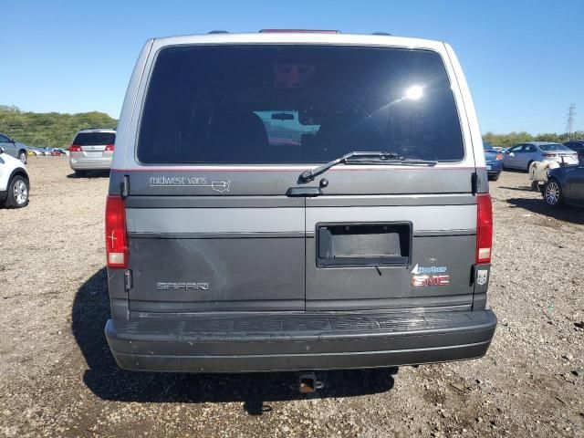 2003 GMC Safari XT