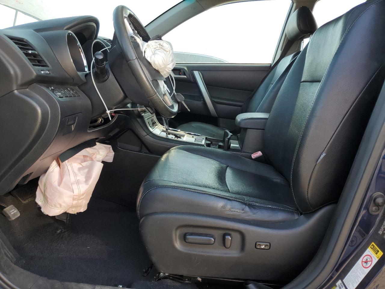 2012 Toyota Highlander Base