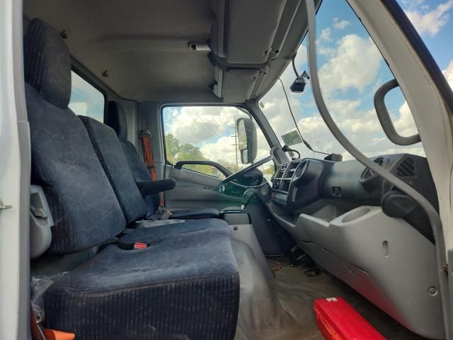 2020 Hino 195