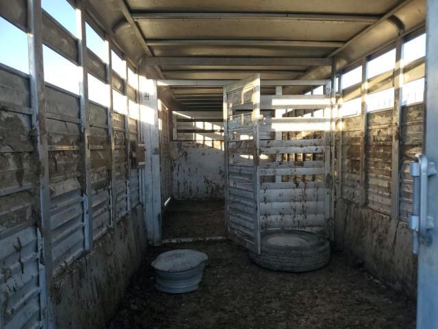 2016 Kiefer Built Inc. 2016 Kiefer Built A2G720 Livestock Trailer