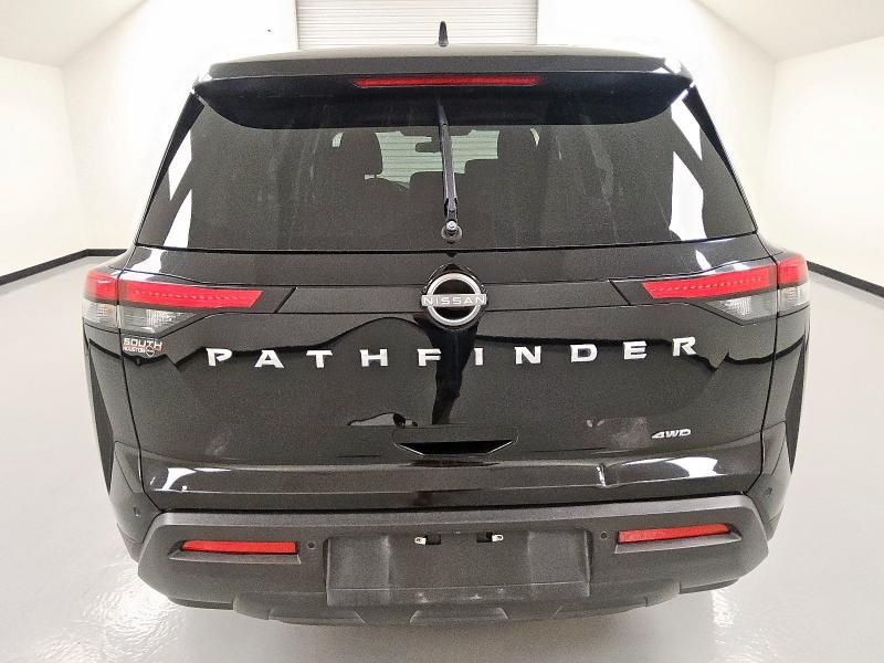 2023 Nissan Pathfinder S