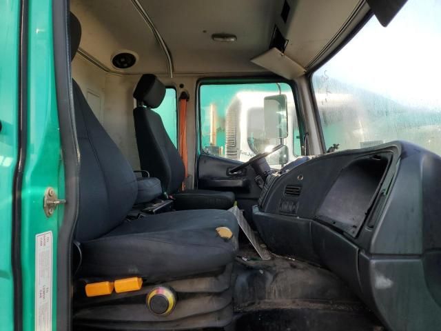 2016 Autocar Xpert Refuse Truck