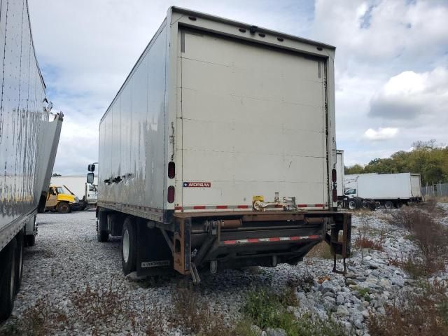 2017 Peterbilt 220