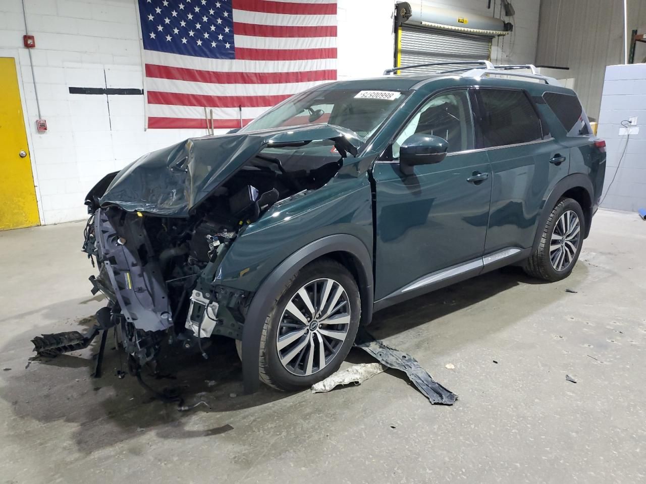 2022 Nissan Pathfinder Platinum