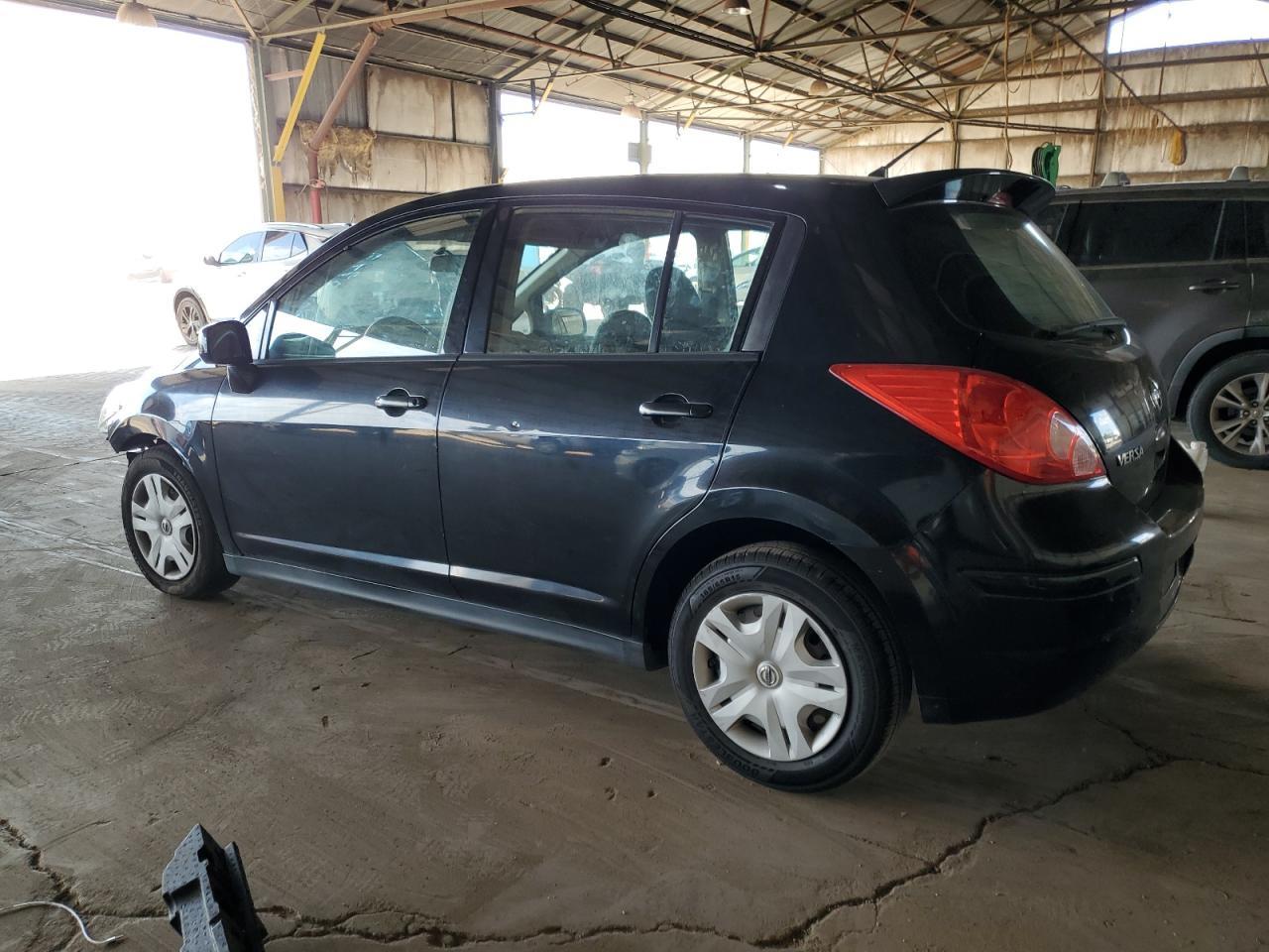 2011 Nissan Versa s