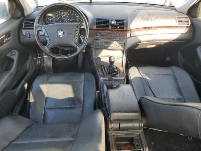 2005 BMW 325 XI