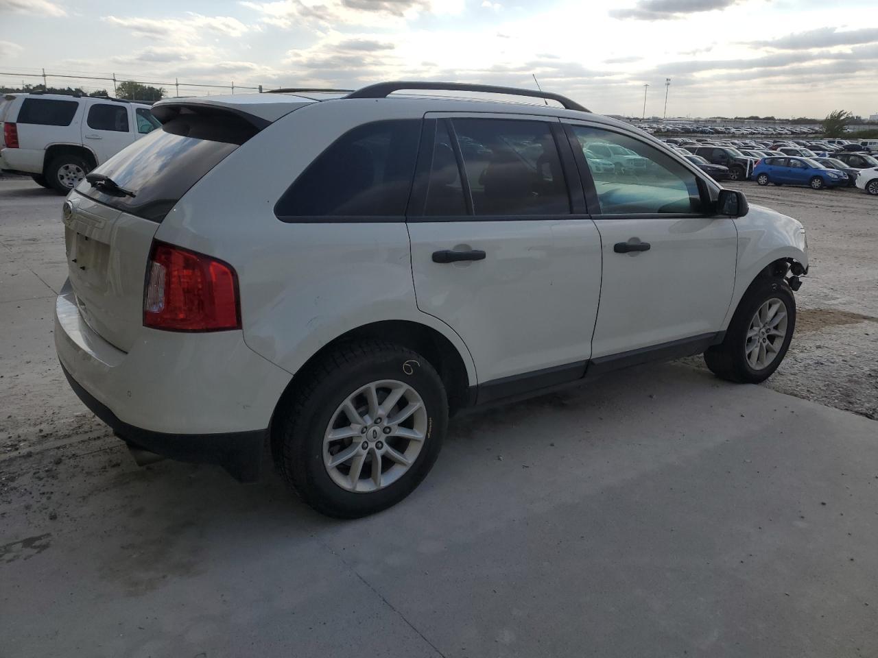 2013 Ford Edge se