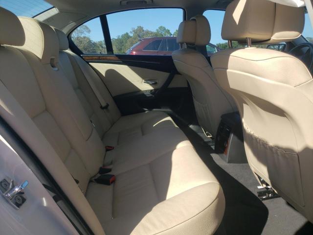 2010 BMW 528 i