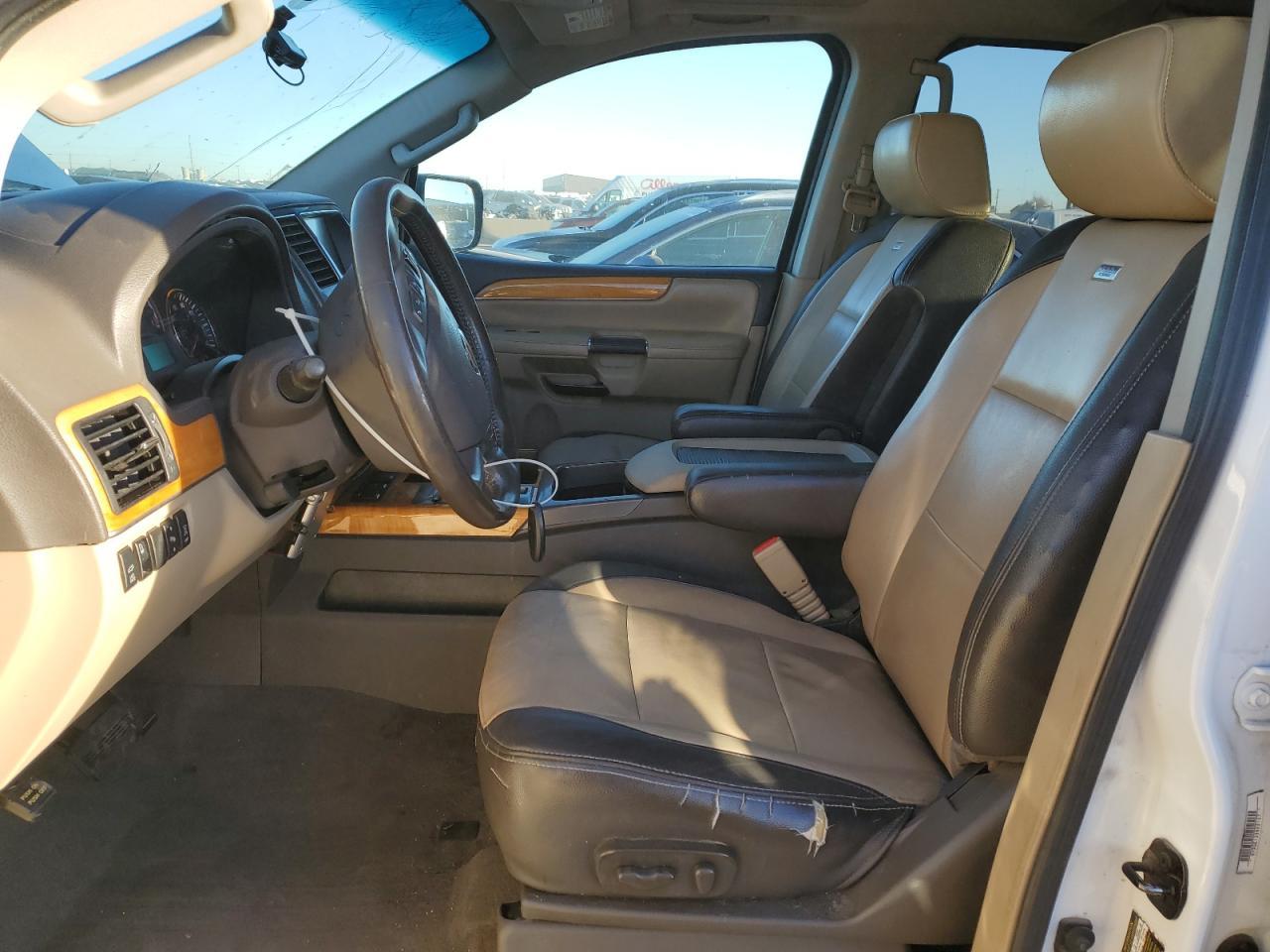 2014 Nissan Armada Platinum