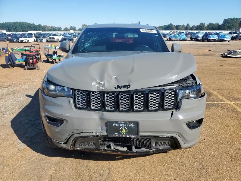 2020 Jeep Grand Cherokee Laredo