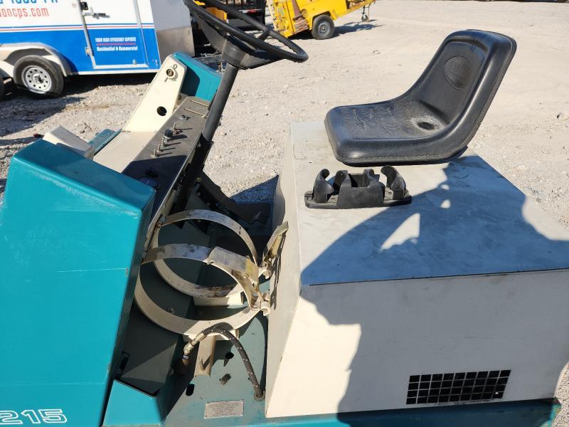 1998 Tennant 215 Sweeper