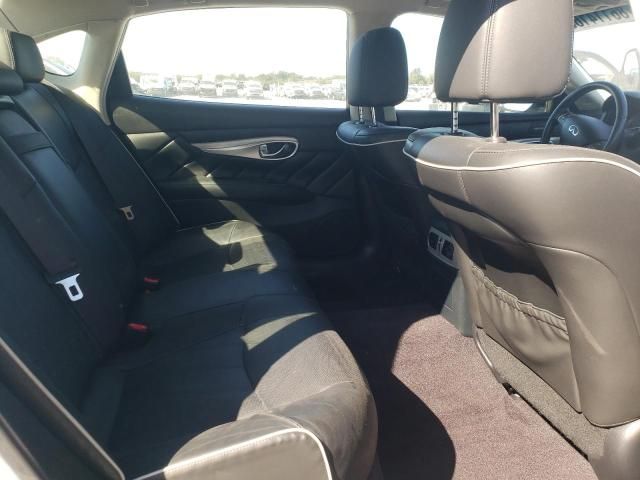 2018 Infiniti Q70L 3.7 Luxe