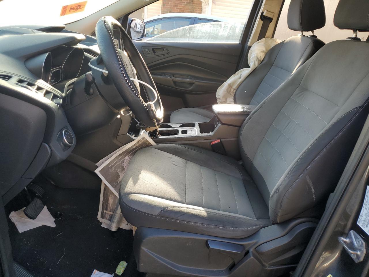 2017 Ford Escape s