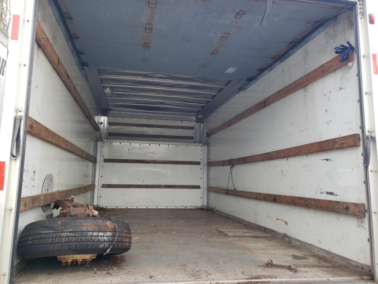 2007 Ford E450 Delivery Truck