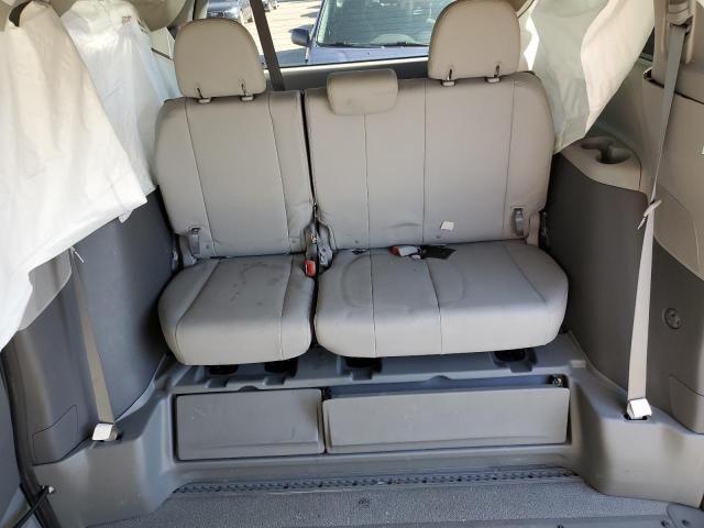 2016 Toyota Sienna xle