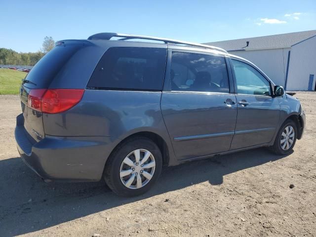2008 Toyota Sienna CE