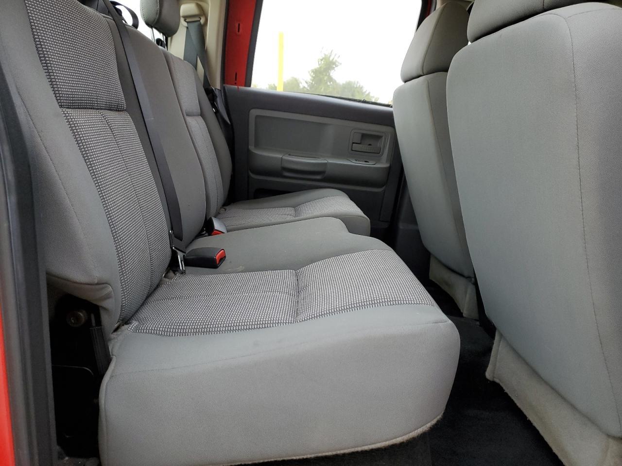 2011 Dodge Dakota slt