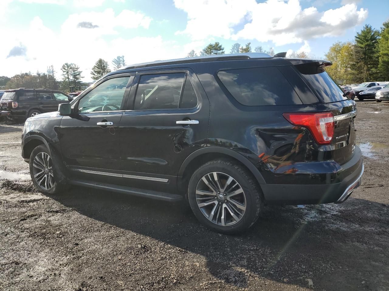 2017 Ford Explorer Platinum