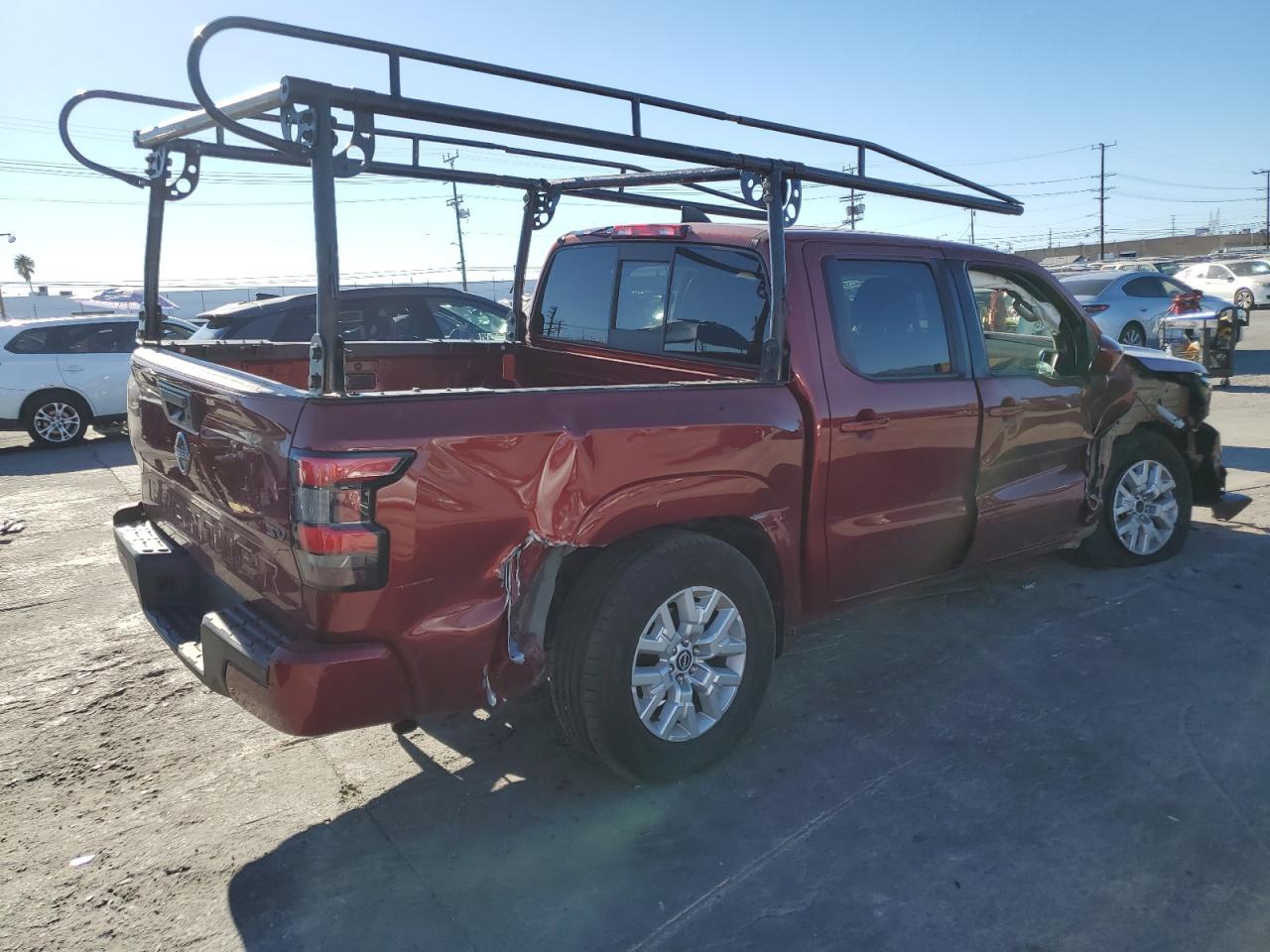 2022 Nissan Frontier s