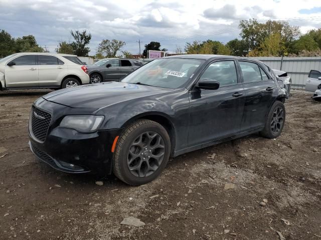 2019 Chrysler 300 s