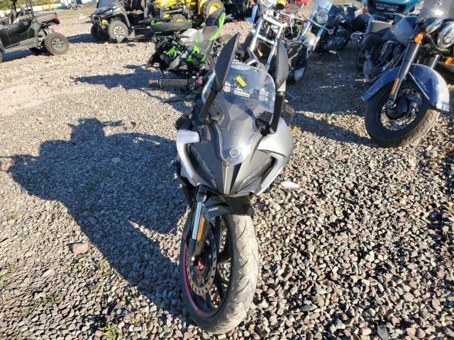 2023 Cf Moto 300SS
