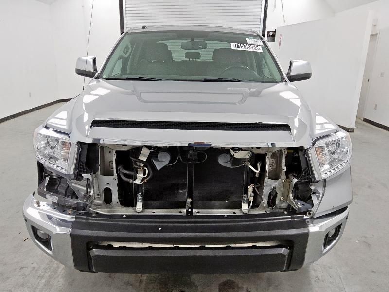 2016 Toyota Tundra Crewmax Limited