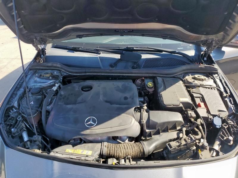 2015 Mercedes-Benz CLA 250