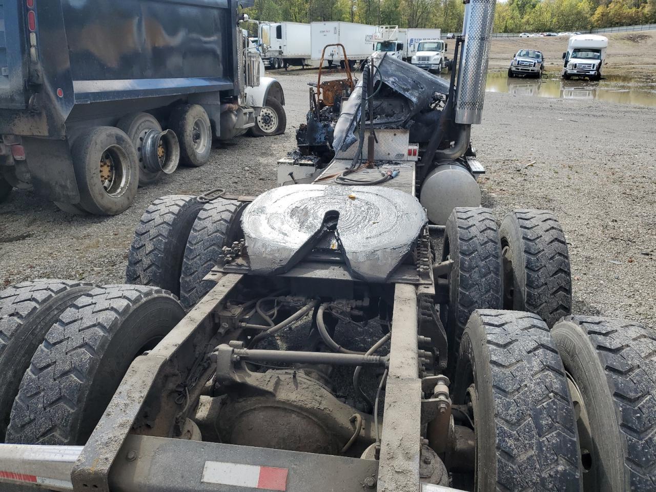 2007 International 9200I Semi Truck